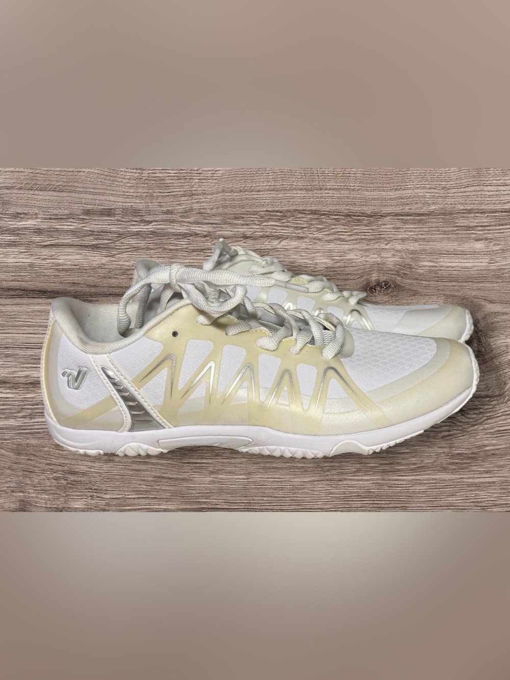 Varsity DBL EDGE 2 White Cheer Shoes SZ 7.5